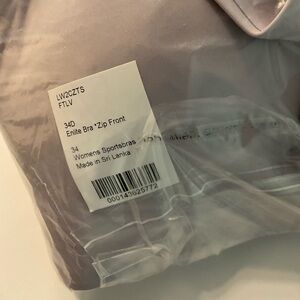 Lululemon Enlite bra zip front